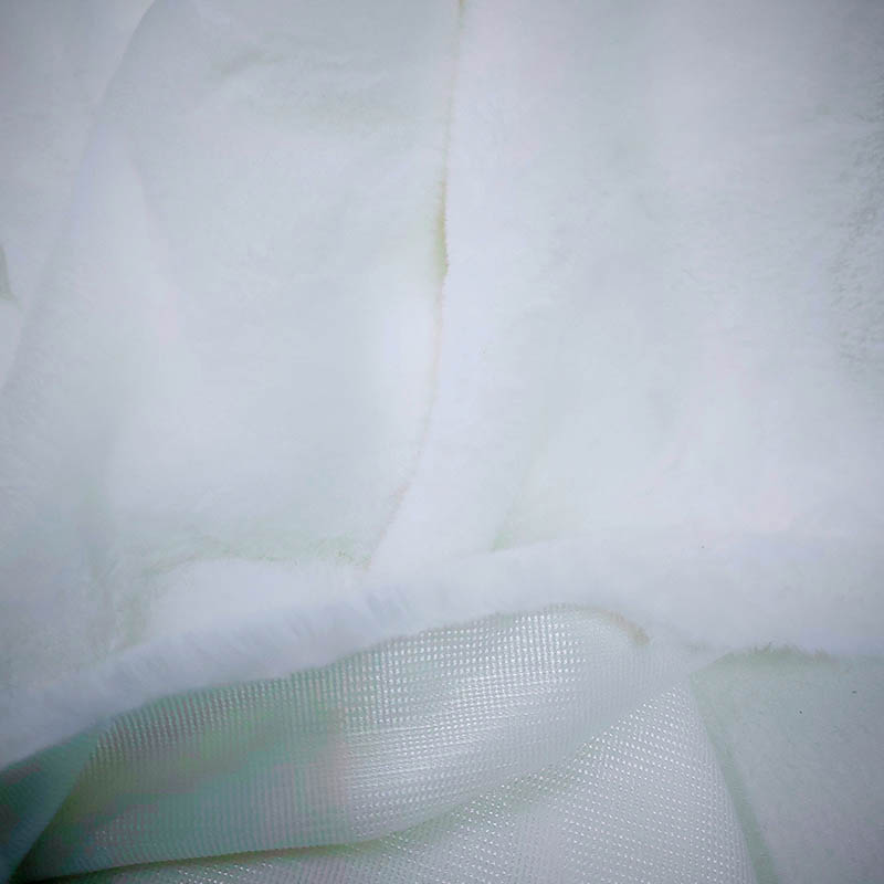 Gut, weißer Kaninchen-Kunstpel – Winter Clothing Material Bewertung und Preis