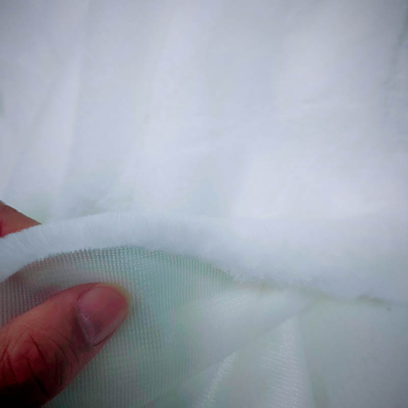 Gut, weißer Kaninchen-Kunstpel – Winter Clothing Material Bewertung und Preis